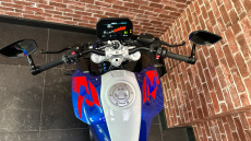 BMW F900 R (25MY)